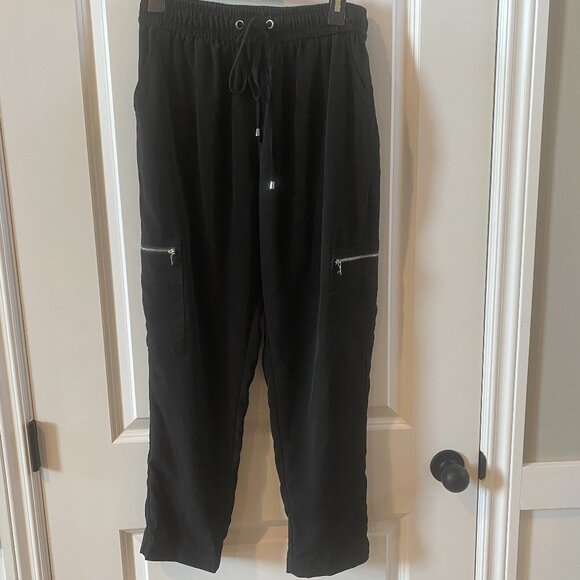Express Black Pull On Lightweight Cargo Pants Size Medium - Picture 3 of 11